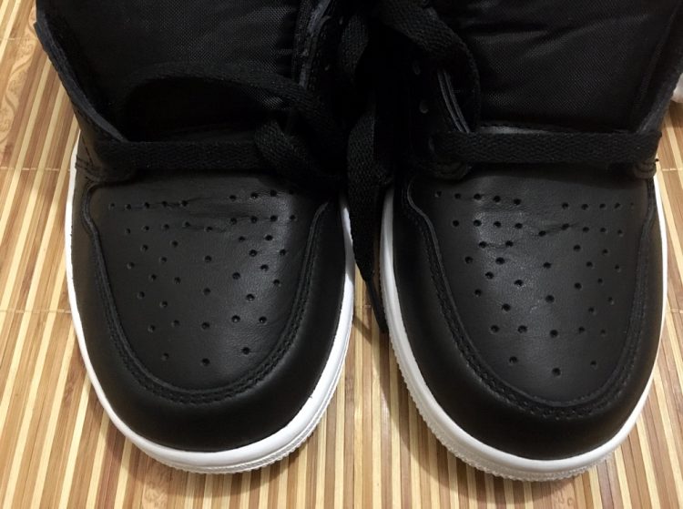 aj1禁穿黑红樱木,aj1倒钩藤原浩低帮真假