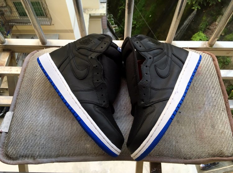 aj1禁穿黑红樱木,aj1倒钩藤原浩低帮真假