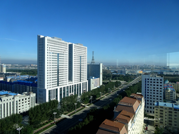 额滴个神！一枚老男人居然在黑河疯狂购物直到手软！