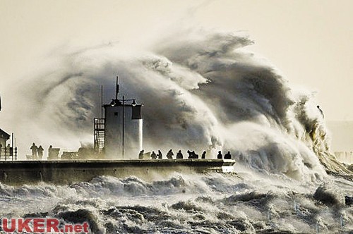 鎶靛尽瀵掓疆蹇呭鐗╁搧娓呭崟鍥剧墖,鑻卞浗鐣欏澶╂皵甯歌瘑