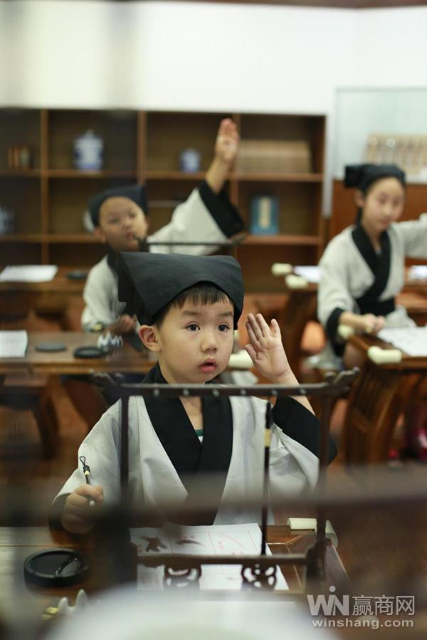 蓝光李嘉：宝贝江湖小镇成商业利器客流激增129%的秘密