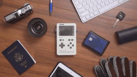 最适合学生党玩的游戏掌机,时空穿梭机带你穿越