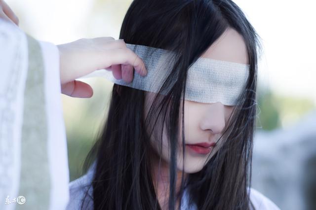 小说：瞧不起她的小叔子，见识了她的医术，给她鞍前马后当跑腿