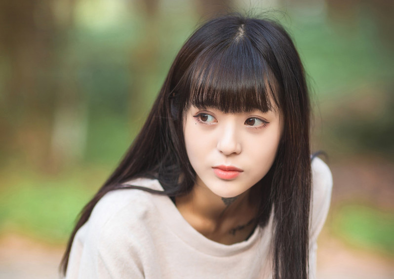 小说：为了维护南思，江若凝变成了江怼怼