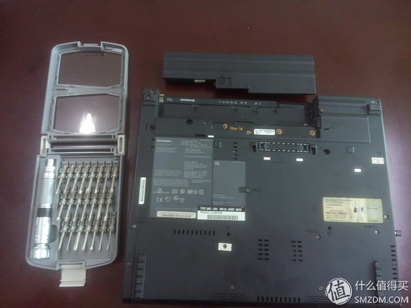 ibmt61笔记本拆机换固态硬盘,ibmt60拆机清灰教程