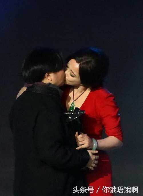 明星刘晓庆的吻戏,刘晓庆范冰冰完整视频