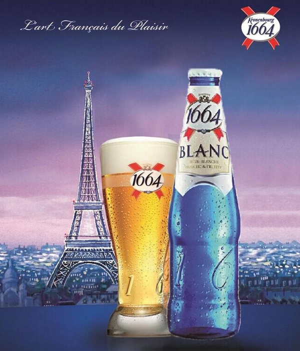 第一次去酒吧怎么穿搭女生,去酒吧怎么装老手