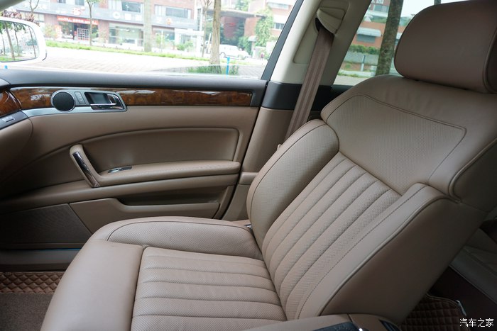 不期而遇怦然心动,不期而遇一见钟情