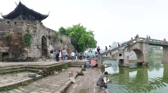 重庆十大旅游景点排名前十有哪些,重庆十大旅游景点最新