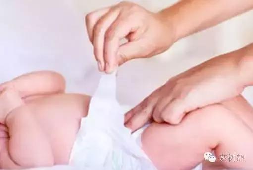 侧睡漏尿是尿不湿的原因吗,尿不湿漏尿是什么原因