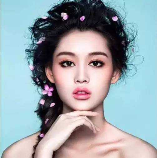 减龄元气妆怎么画,秋冬怎样画一个简单又精致的妆