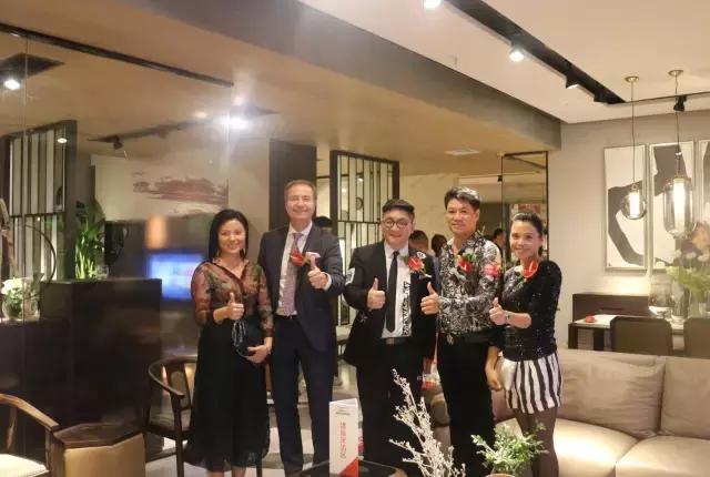 城市之窗家具胡桃木,城市之窗德国优客