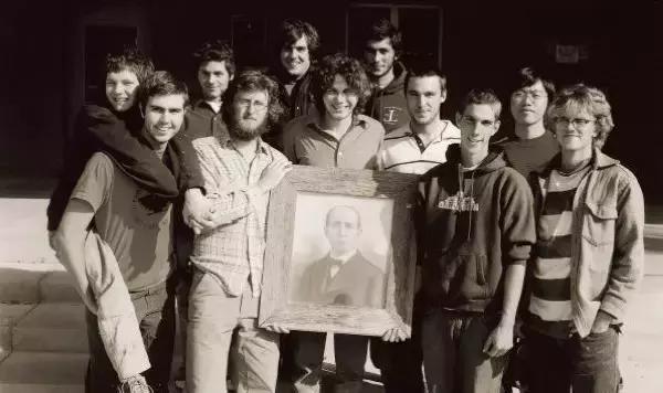 美国深泉学院的真相,深泉学院口碑怎么样