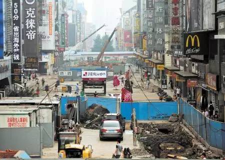 黄兴铜像视频,黄兴铜像1933年建造于武汉的铜像