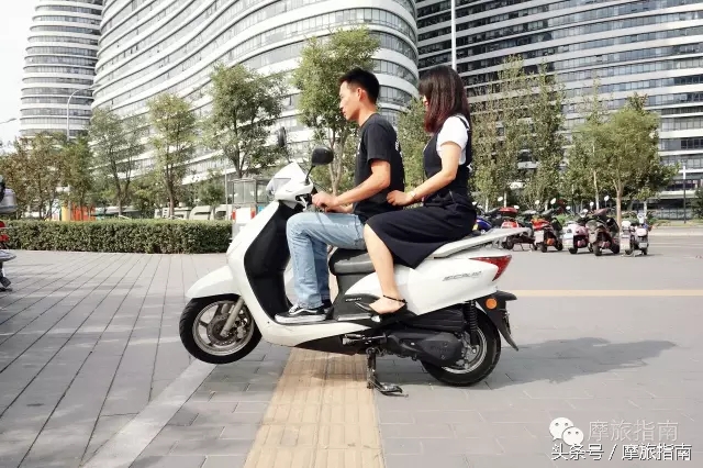 都市中自由穿梭的精灵最畅销的五款Scooter实用对比