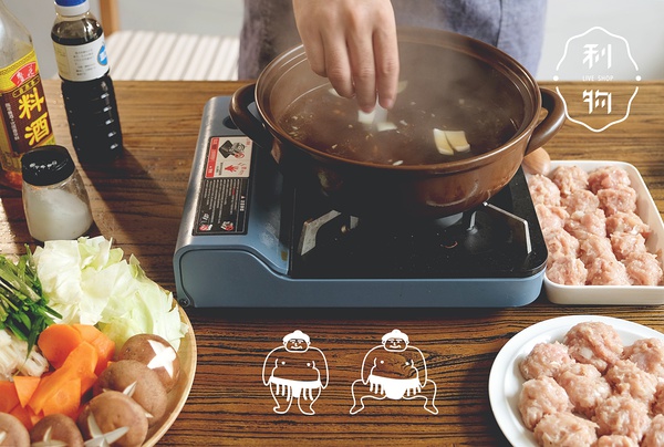 涓変笁涓や袱缇庨瑙嗛,鍙佷咯鐏攨椋熷爞鎶栭煶鍥㈣喘