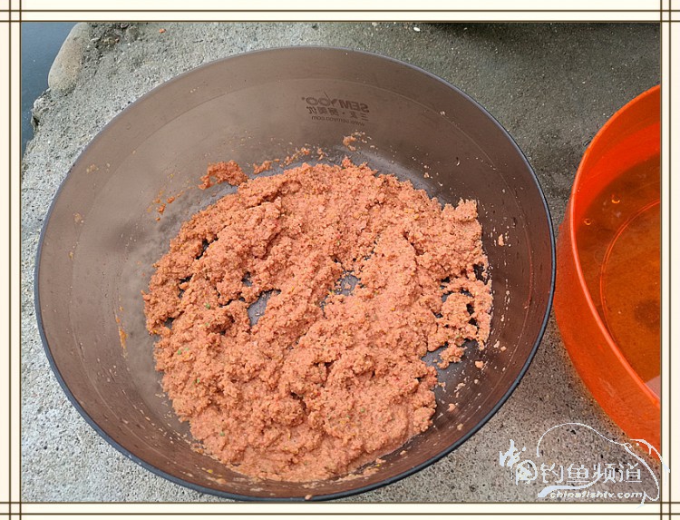 钓鱼独辟蹊径,钓鱼不求渔获