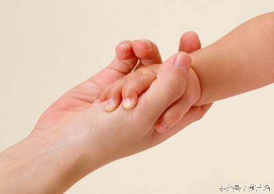 照书养娃可以解决问题吗,照书本喂养孩子弊端