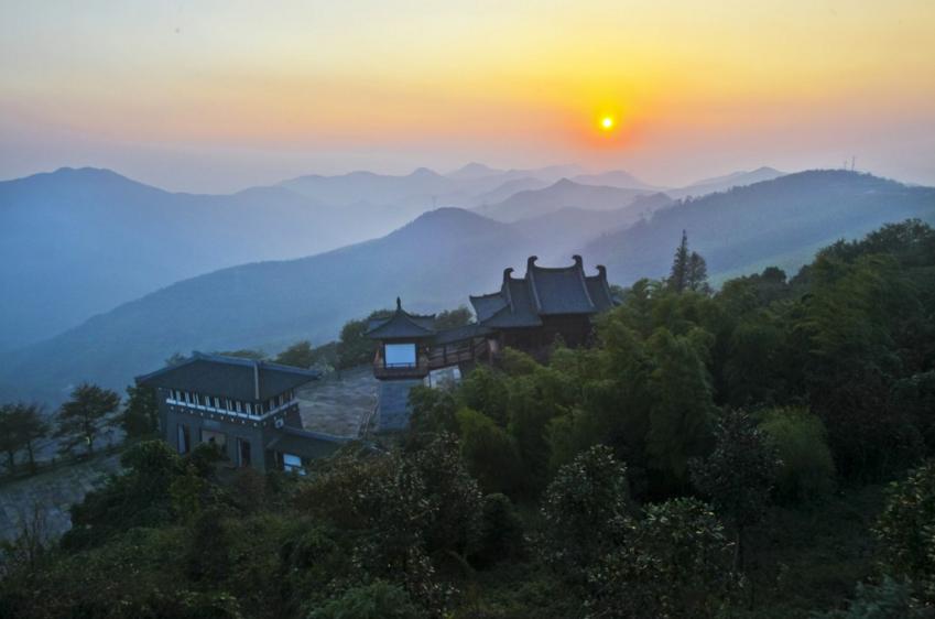 无法抗拒的亲子环球之旅，慈溪达蓬山大酒店，带你走进全湖景房