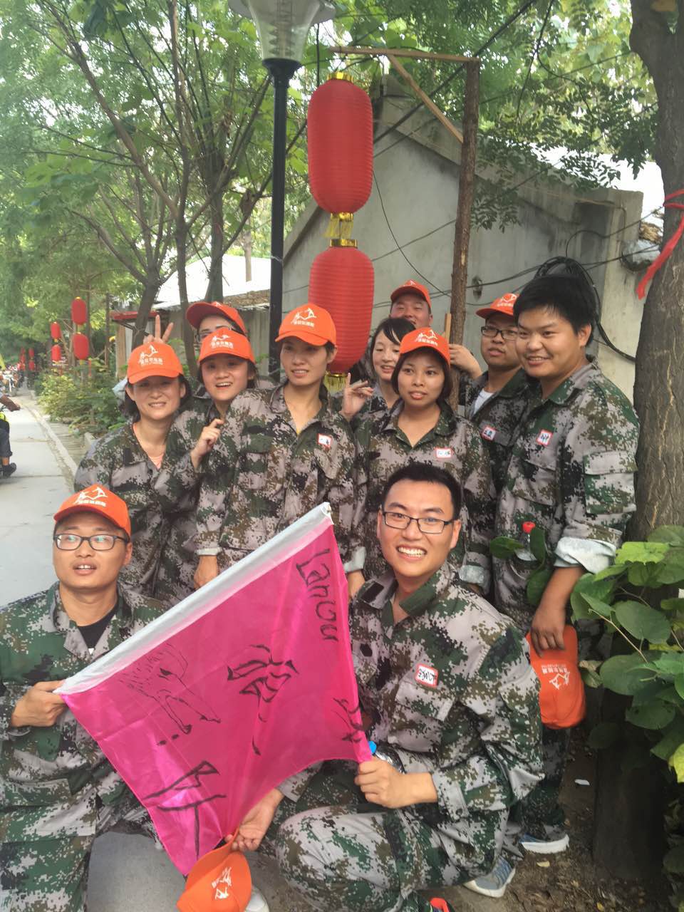 蓝鹰拓展训练营,蓝鸥培训好不好