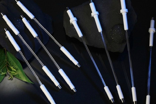 超高压汞灯的工作电压是多少,超高压汞灯灯泡