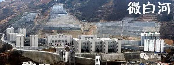 陕西白河县高级中学,白河高级中学是公办高中