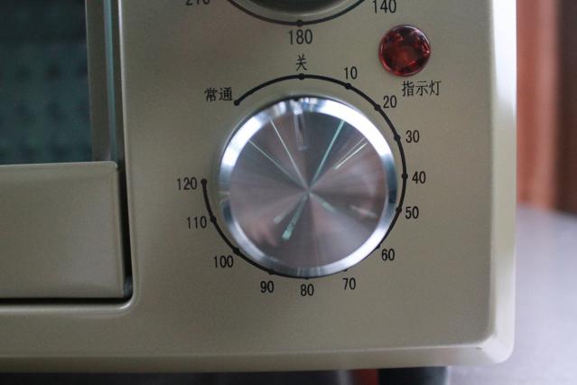 东菱老式烤箱12升怎么使用,东菱电烤箱610