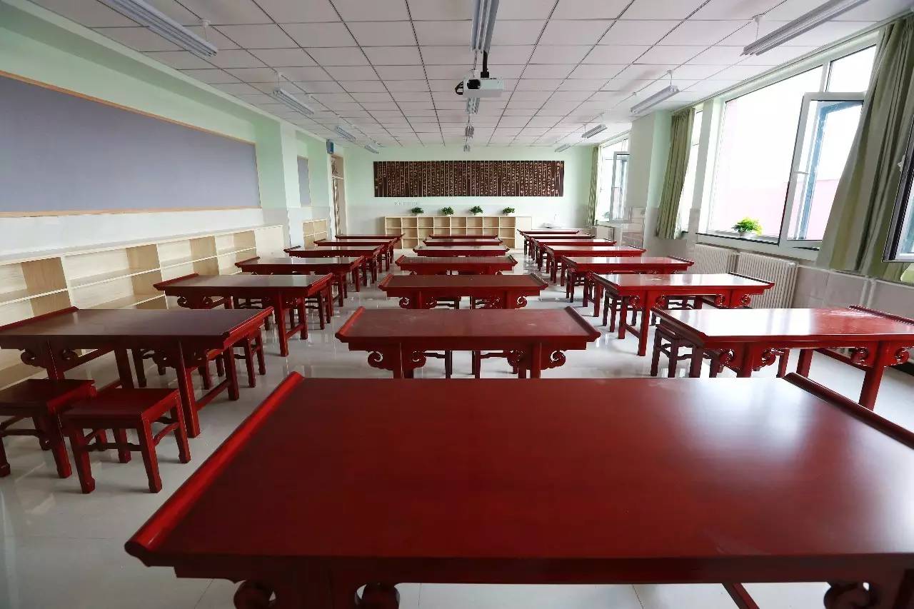 北京市第二实验小学实拍,介绍北京第二实验小学