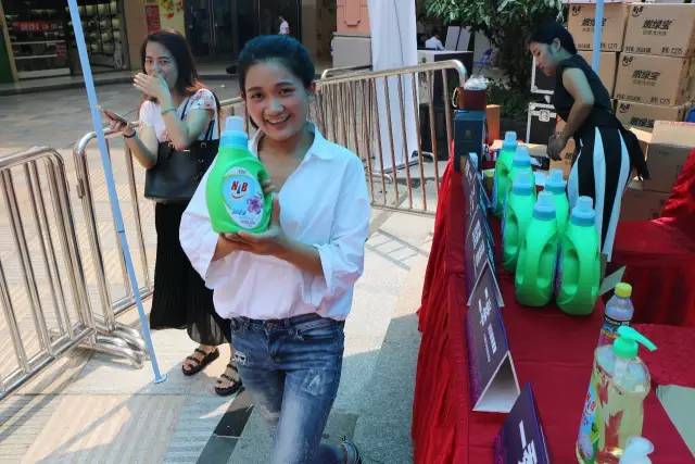 乐视超级电视55寸智能特价1650元,乐视超级电视60寸好吗