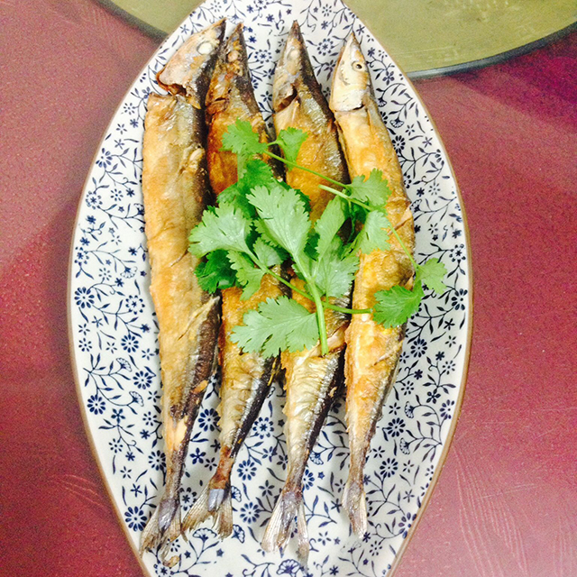 煎秋刀鱼,煎秋刀鱼日式