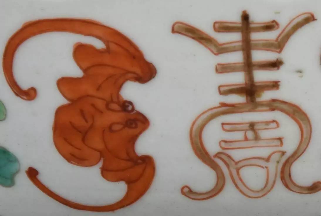 清嘉庆粉彩瓷器图片,清嘉庆粉彩人物扁瓶