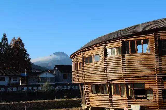 凤凰岛把公园还给你，你还欠自己一次隐居