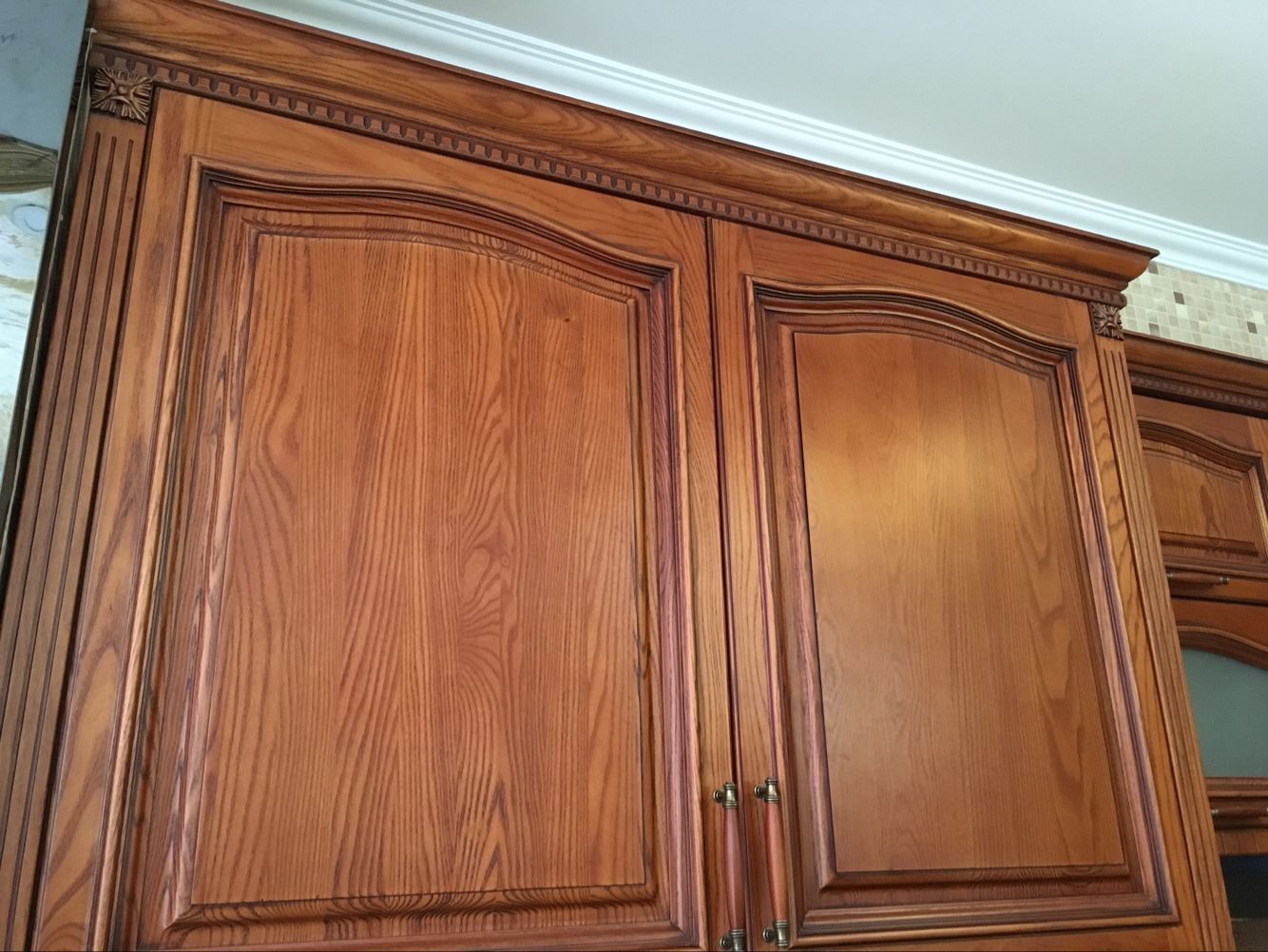 橱柜材料碳钢,水曲柳实木橱柜门板款式