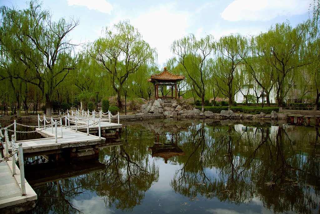 南方园林设计特点,中国古代园林的洞门及其设计说明