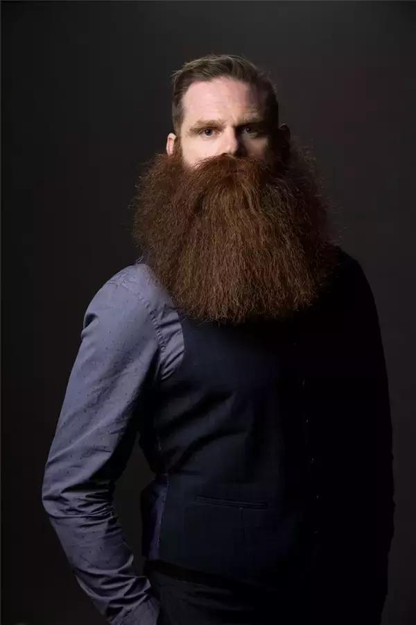 胡须艺术|看风骚大叔们胡须造型的狂欢