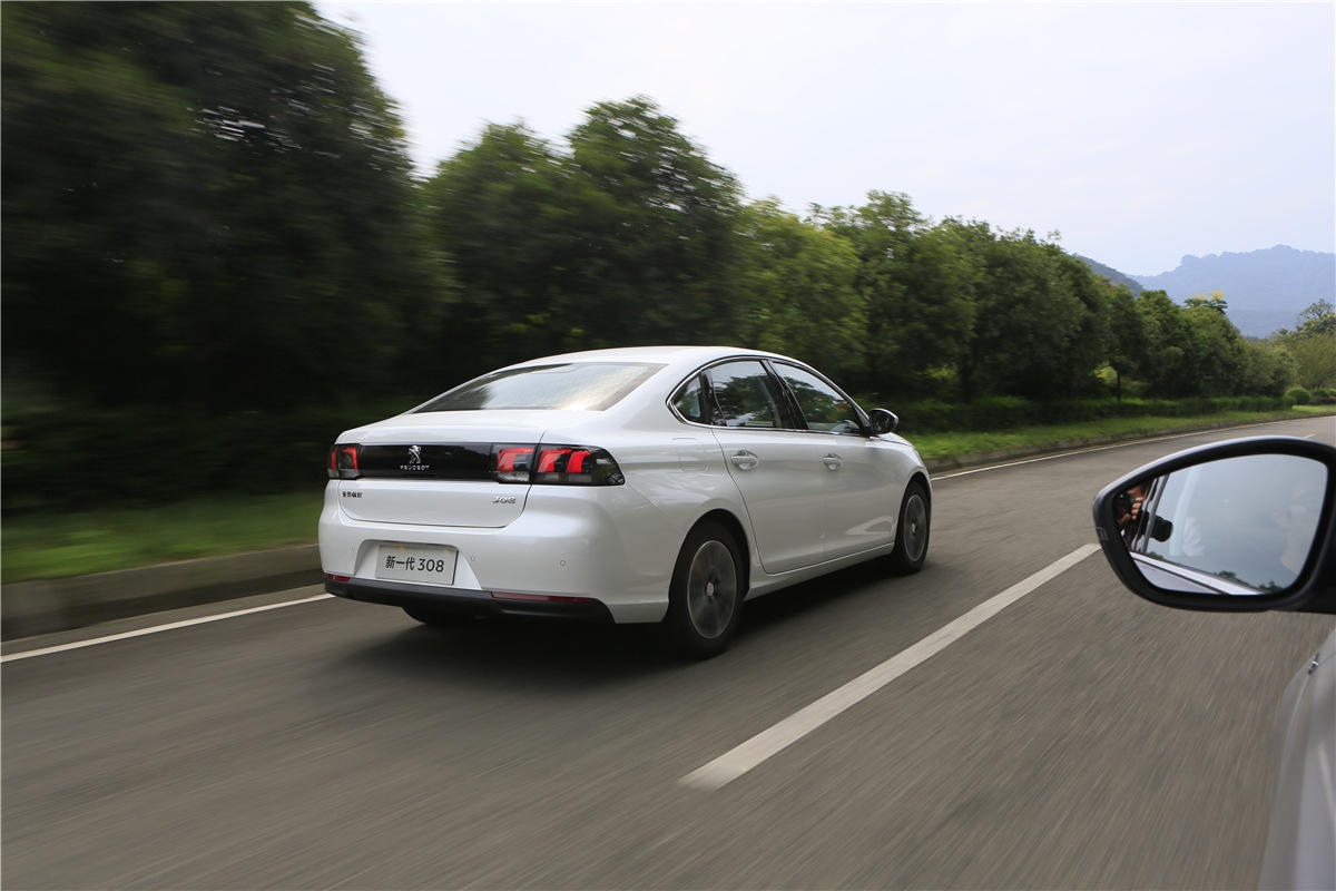 2018款标致3081.6l试驾,东风标致3082018款试驾