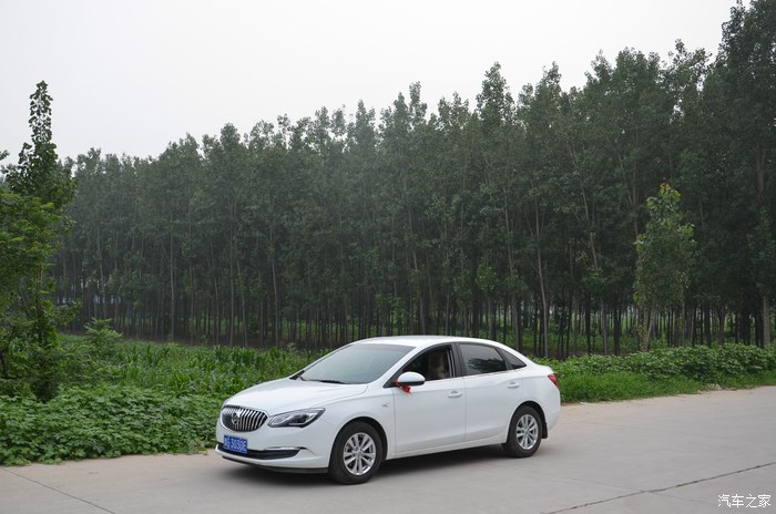 2016款英朗自动精英版,16年别克英朗手动进取型优缺点