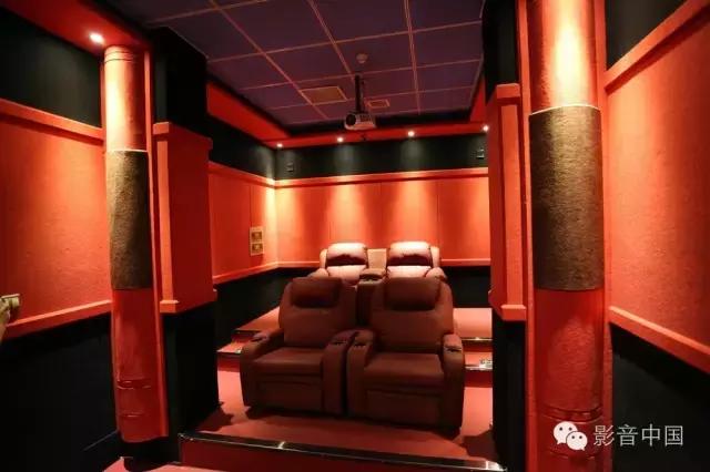 长治中影星美国际影城,女设计师做灯光设计