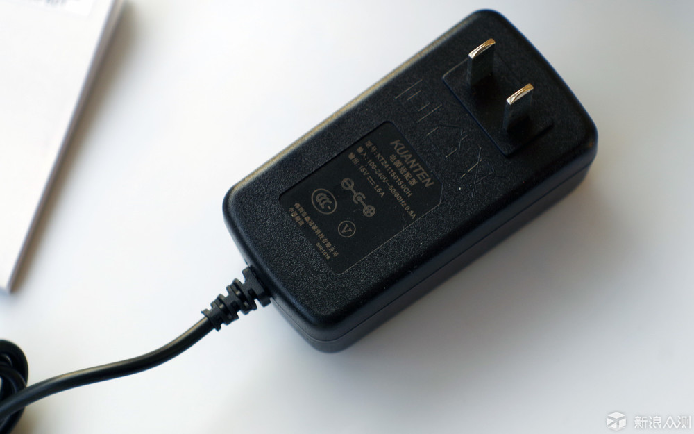 音质很棒微信控制还有屏幕显示的音箱---M7微音箱评测