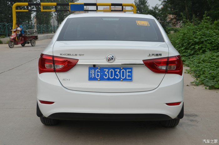 2016款英朗自动精英版,16年别克英朗手动进取型优缺点