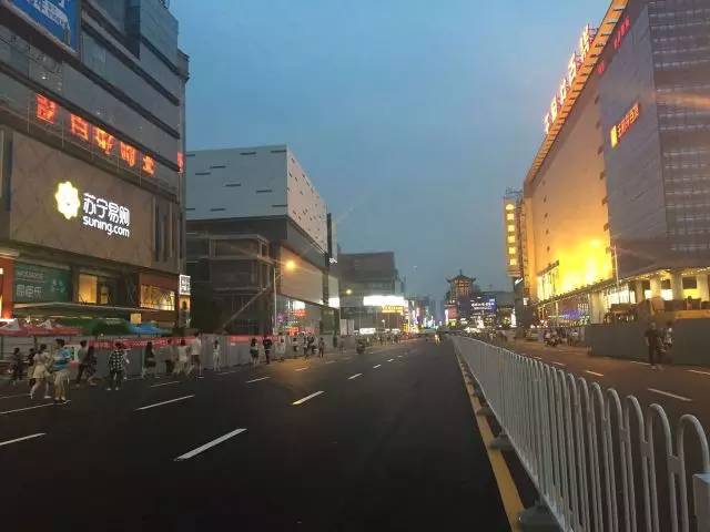 黄兴铜像视频,黄兴铜像1933年建造于武汉的铜像