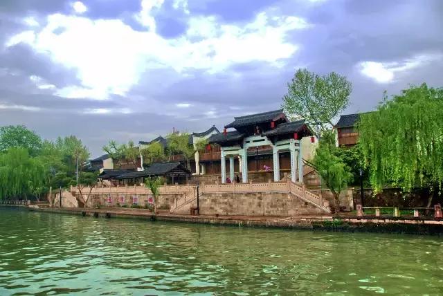 凤凰岛把公园还给你，你还欠自己一次隐居