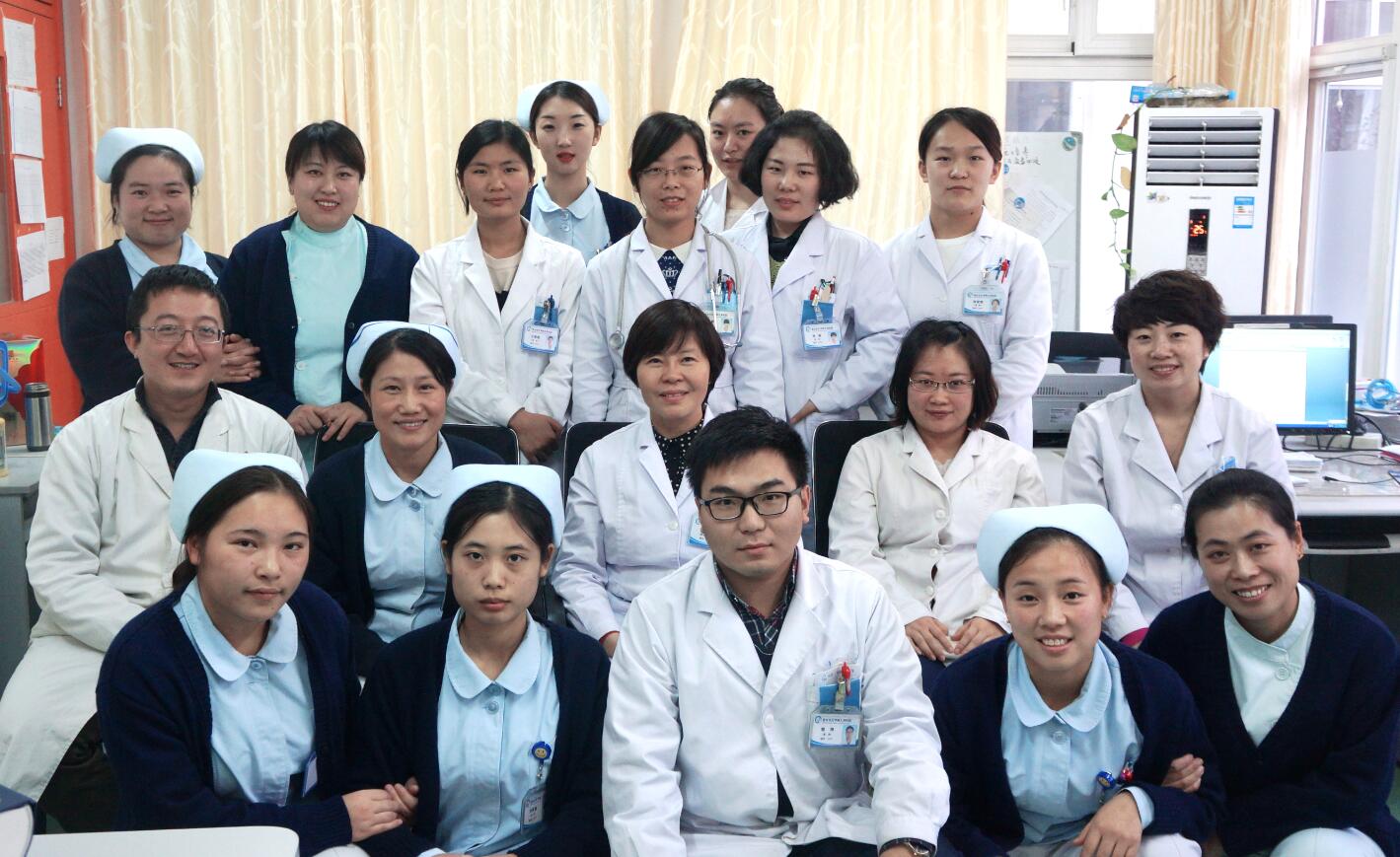 有谁在院里？病房请求支援——首儿李桥儿童医院新生儿病房