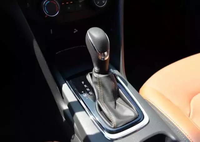 8万买轩逸经典还是11万买昂克赛拉,合资家轿推荐雪佛兰科沃兹