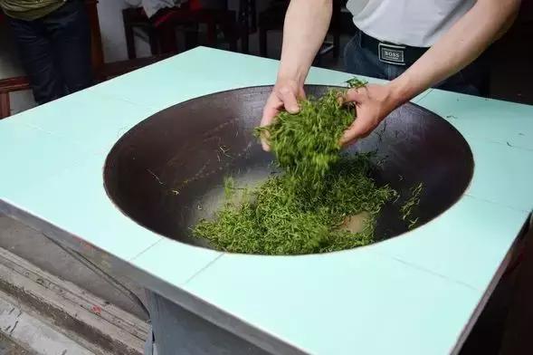 杀青炒青,杀青炒青烘青