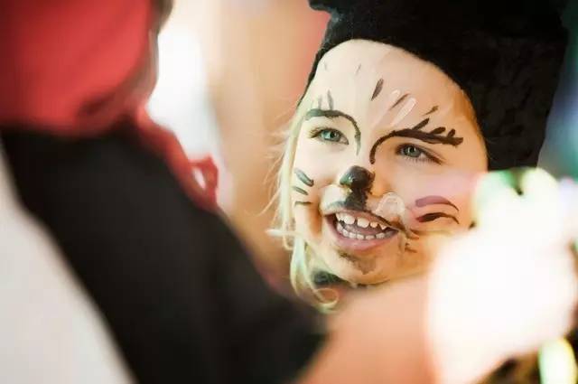 万圣节丨看见鬼是一种什么样的体验？