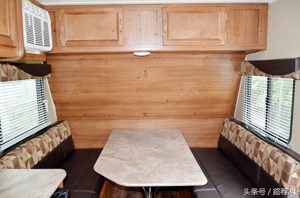 捷途旅行者可以拖挂的房车,牧牛笛极途升顶拖挂房车