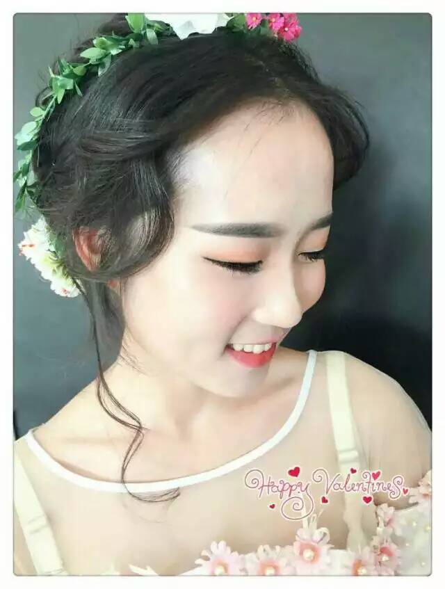 新娘发型怎么搭好看,混乱发型新娘怎么搭配头饰