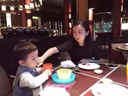 又一神话！上线4个月日销就破百万，这个零食电商什么来头？