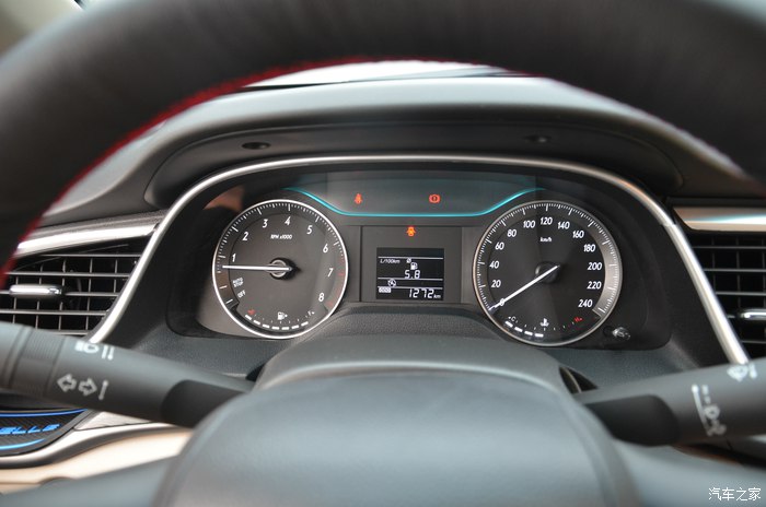 2016款英朗自动精英版,16年别克英朗手动进取型优缺点